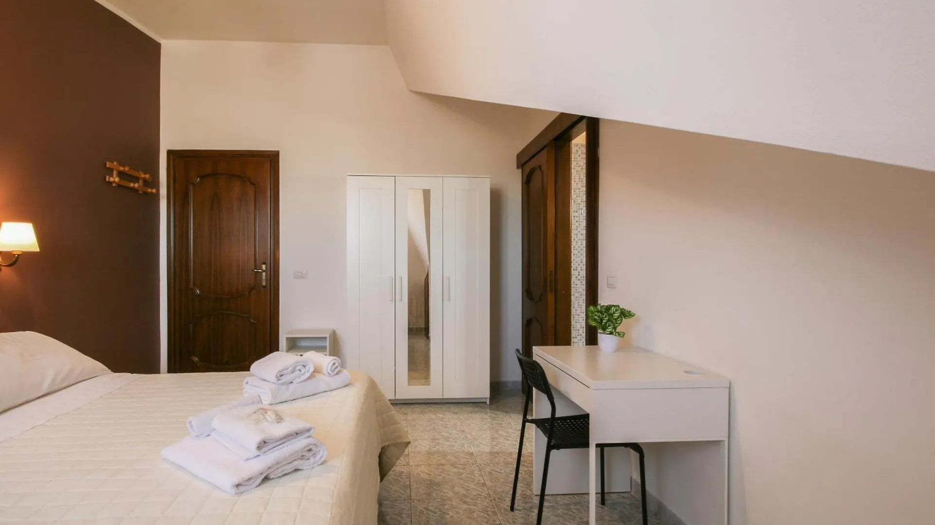 Aparthotel Residence Speedy Lovely Suites - Fiumicino Airport Italy