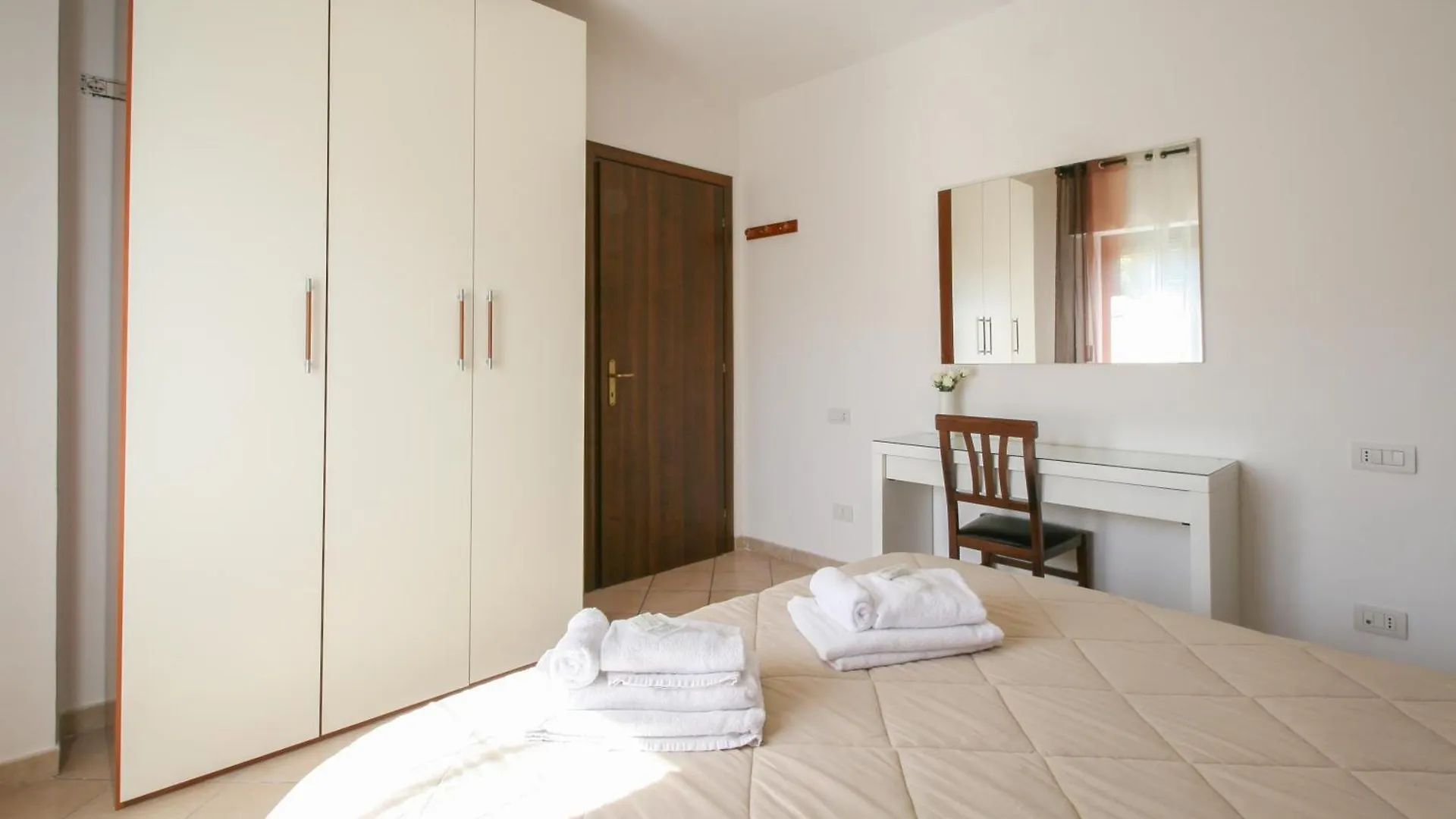 Residence Speedy Lovely Suites - Fiumicino Airport Italy